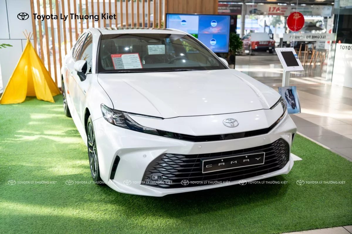 Ưu Đãi Toyota Camry 2025 Mới Nhất Tháng 11 - Lên Đến 150 Triệu Đồng 12 Toyota Camry 2025