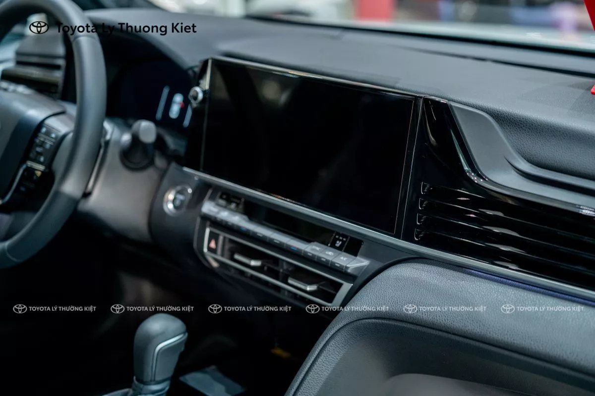 Ưu Đãi Toyota Camry 2025 Mới Nhất Tháng 11 - Lên Đến 150 Triệu Đồng 13 Toyota Camry 2025