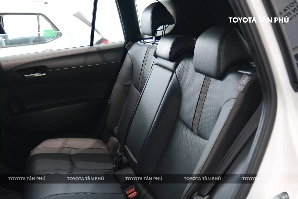 Ghế ngồi hành khách Toyota Corolla Cross 2025