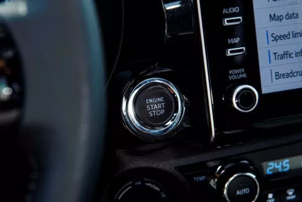 Nội Thất Toyota Hilux 2024 - Tổng Quan Nội Thất