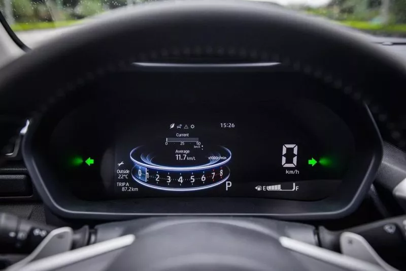 Màn hình đồng hồ kỹ thuật số Toyota Raize