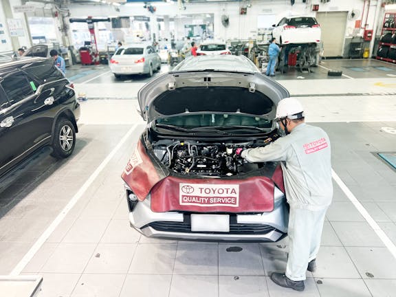 Dịch Vụ Chính Hãng Toyota Lý Thường Kiệt - Bảo Dưỡng, Sửa Chữa &Amp; Bảo Hiểm Xe Toyota